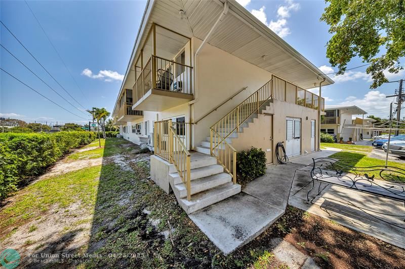 11 SW 4th Avenue Boca Raton FL 33432