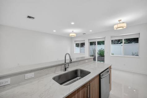 737 SE 1st Court Pompano Beach FL 33060