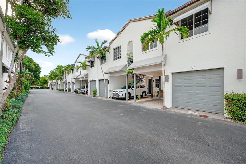 737 SE 1st Court Pompano Beach FL 33060