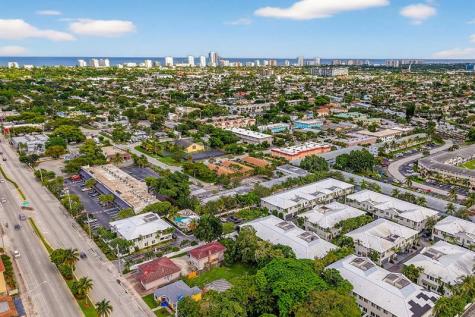 737 SE 1st Court Pompano Beach FL 33060