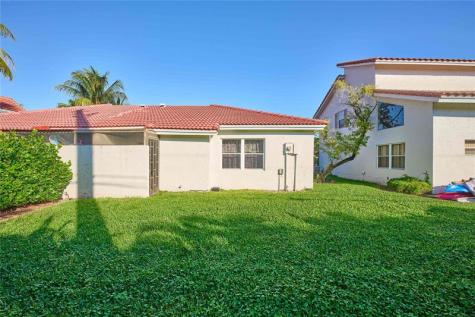 7438 Champagne Place Boca Raton FL 33433