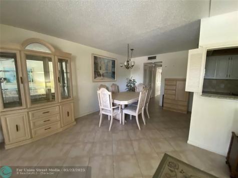 2025 Berkshire B Deerfield Beach FL 33442