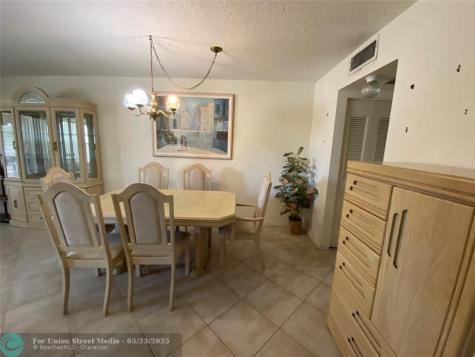 2025 Berkshire B Deerfield Beach FL 33442