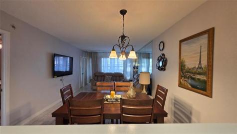 5111 W Oakland Park Boulevard Lauderdale Lakes FL 33313