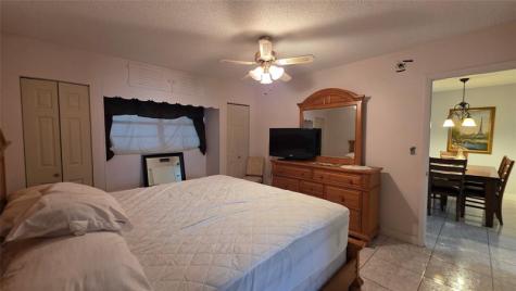 5111 W Oakland Park Boulevard Lauderdale Lakes FL 33313