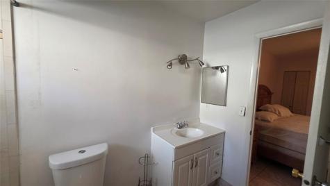 5111 W Oakland Park Boulevard Lauderdale Lakes FL 33313