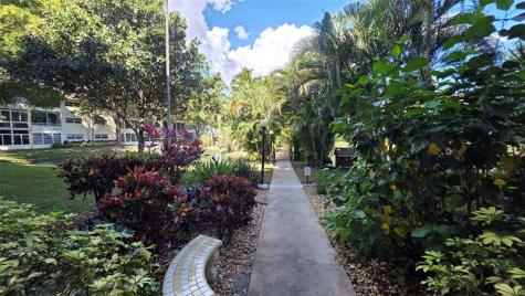 5111 W Oakland Park Boulevard Lauderdale Lakes FL 33313