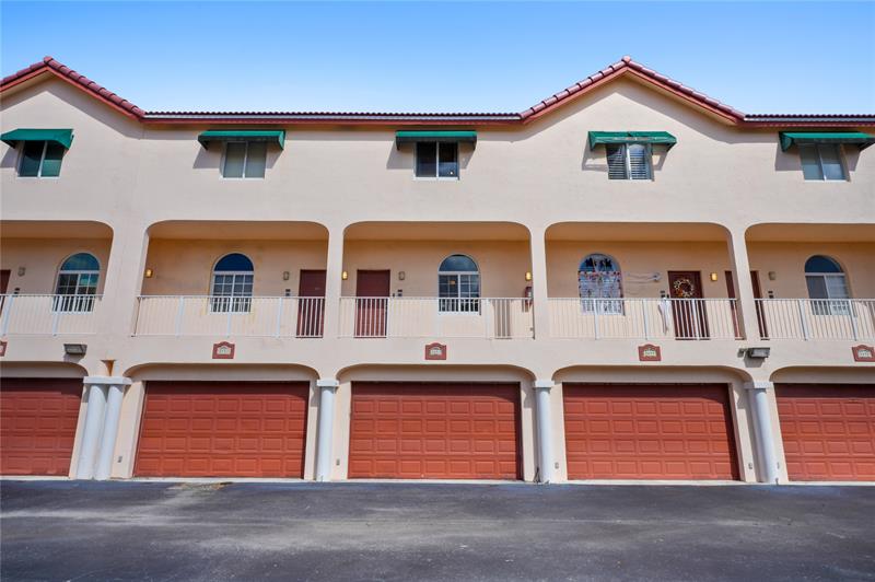 2453 NE 14th Street Causeway Pompano Beach FL 33062