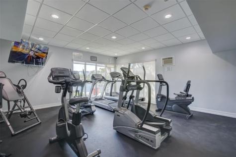 1160 N Federal Highway Fort Lauderdale FL 33304