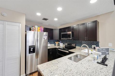 2029 Winners Circle North Lauderdale FL 33068