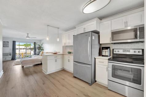 2311 NE 36th Street Lighthouse Point FL 33064