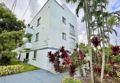 7516 NE 1st Avenue Miami FL 33138