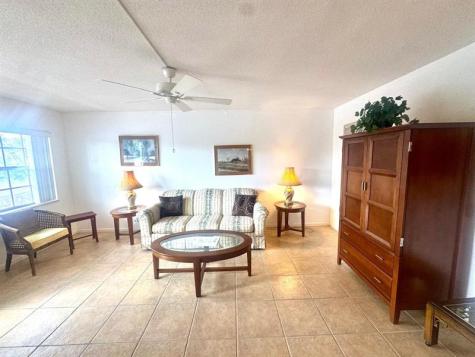 2050 NE 39th Street Lighthouse Point FL 33064