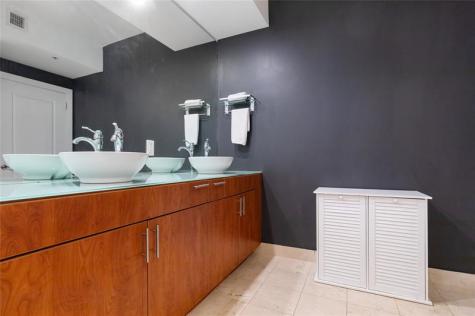 315 NE 3rd Avenue Fort Lauderdale FL 33301
