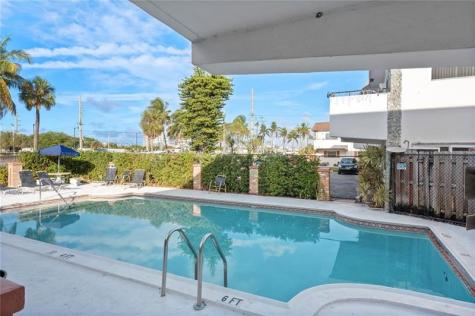 230 SW 1st Street Pompano Beach FL 33060