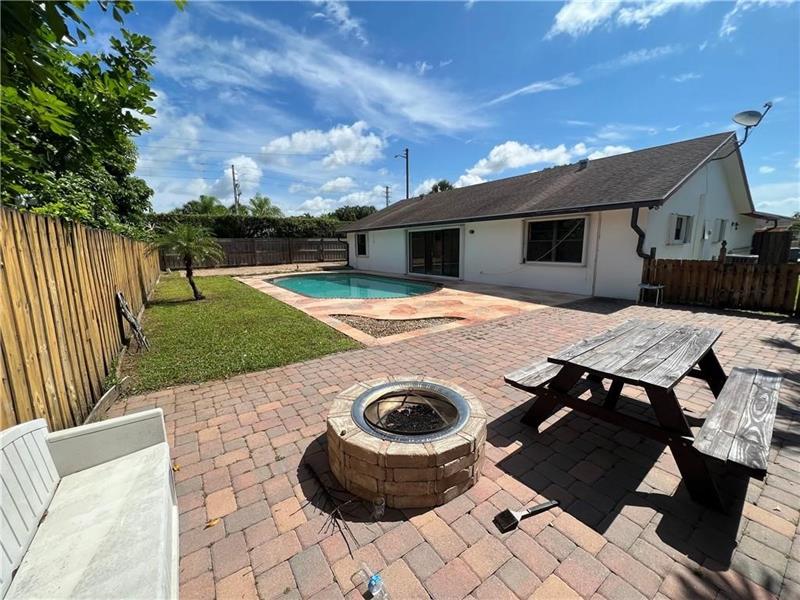 230 SW 1st Street Pompano Beach FL 33060