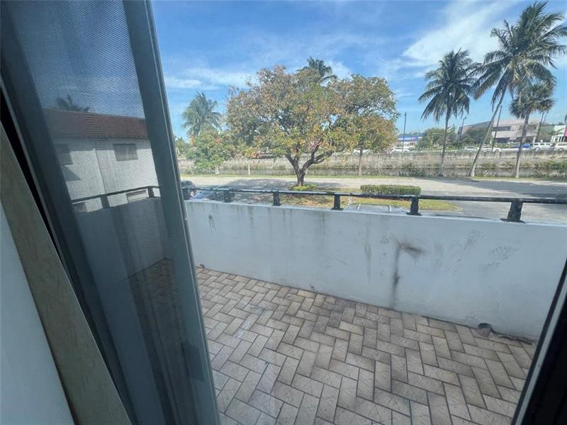 230 SW 1st Street Pompano Beach FL 33060