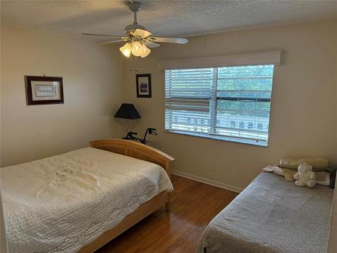 425 SE 11th Terrace Dania Beach FL 33004