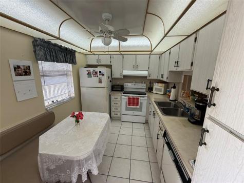 425 SE 11th Terrace Dania Beach FL 33004