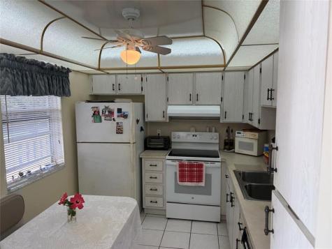 425 SE 11th Terrace Dania Beach FL 33004