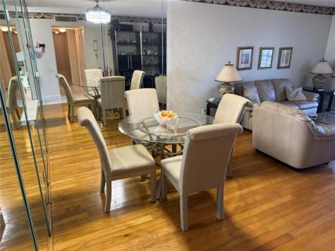 425 SE 11th Terrace Dania Beach FL 33004