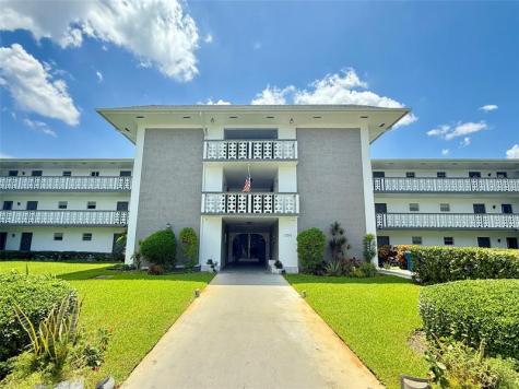 1201 Hillcrest Court Hollywood FL 33021