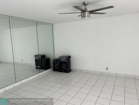 133 Tuscany B Delray Beach FL 33446