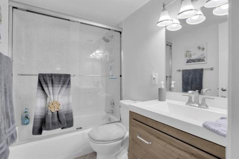 2601 NE 14th Street Causeway Pompano Beach FL 33062