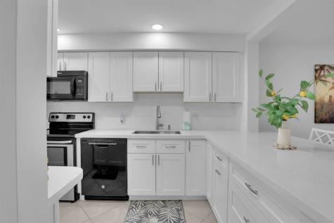 2601 NE 14th Street Causeway Pompano Beach FL 33062