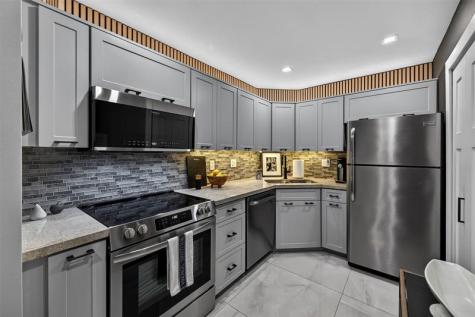 1930 NE 2nd Avenue Wilton Manors FL 33305
