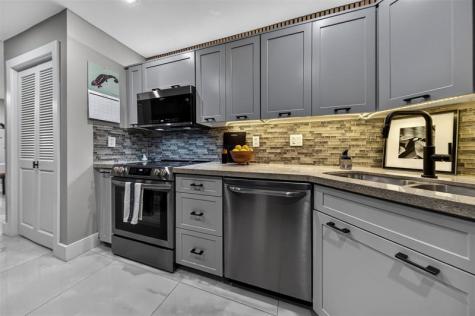1930 NE 2nd Avenue Wilton Manors FL 33305