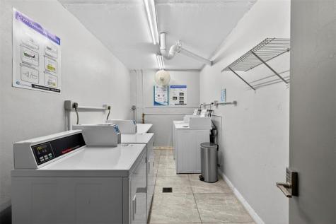 1930 NE 2nd Avenue Wilton Manors FL 33305