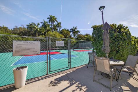 1930 NE 2nd Avenue Wilton Manors FL 33305
