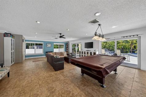 1930 NE 2nd Avenue Wilton Manors FL 33305
