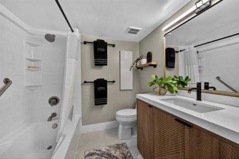 1930 NE 2nd Avenue Wilton Manors FL 33305