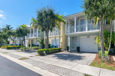 10821 NW 76th Lane Doral FL 33178