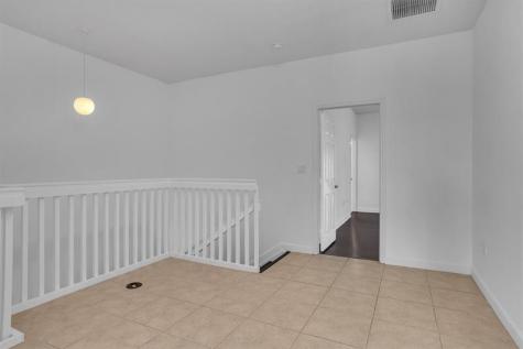 10821 NW 76th Lane Doral FL 33178