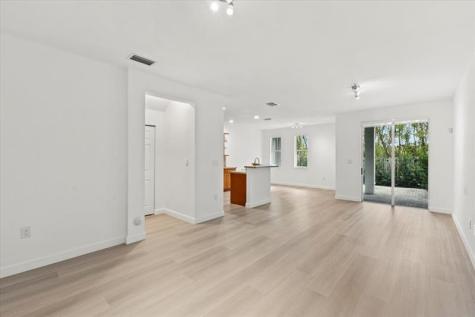 10821 NW 76th Lane Doral FL 33178