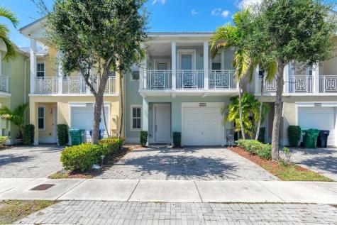 10821 NW 76th Lane Doral FL 33178