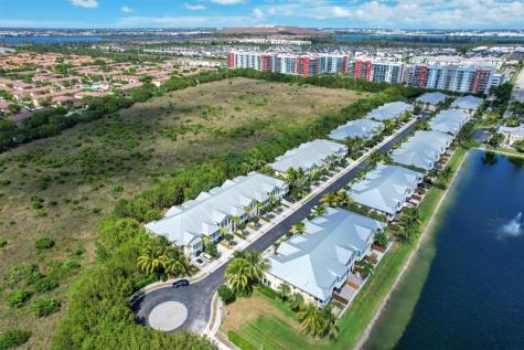 10821 NW 76th Lane Doral FL 33178