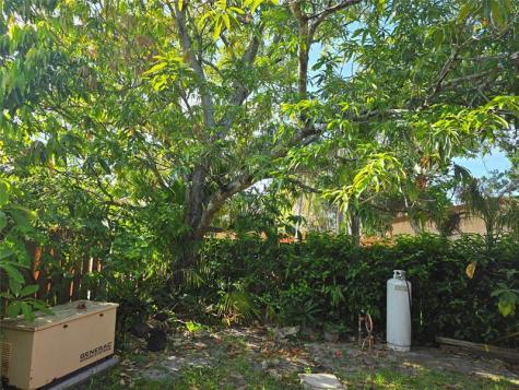 7468 NW 33rd Street Lauderhill FL 33319