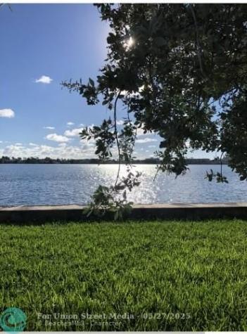1551 N Flagler Drive West Palm Beach FL 33401