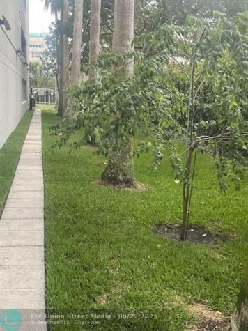 1551 N Flagler Drive West Palm Beach FL 33401