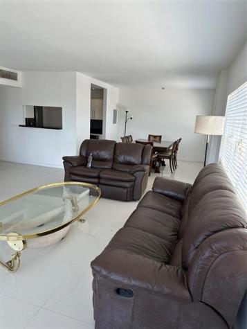 2500 E Las Olas Boulevard Fort Lauderdale FL 33301