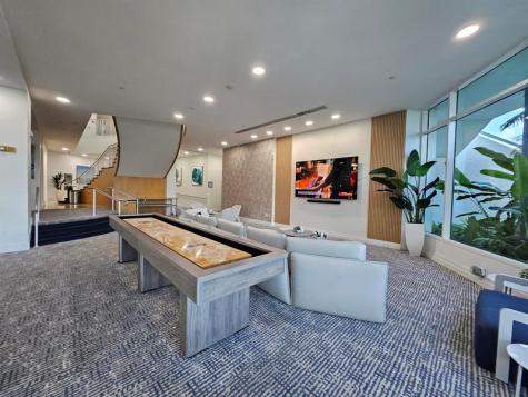 2670 E Sunrise Boulevard Fort Lauderdale FL 33304