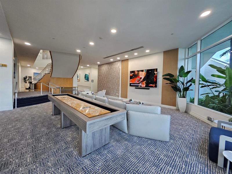 2670 E Sunrise Boulevard Fort Lauderdale FL 33304
