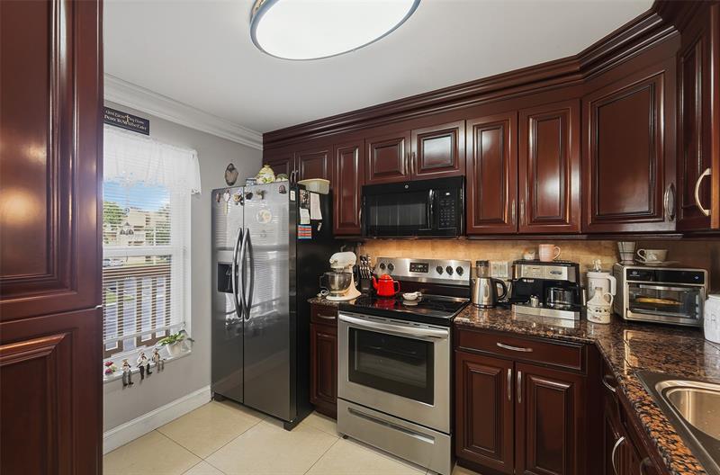 5750 NW 64th Avenue Tamarac FL 33319