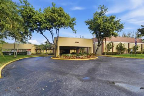 5750 NW 64th Avenue Tamarac FL 33319