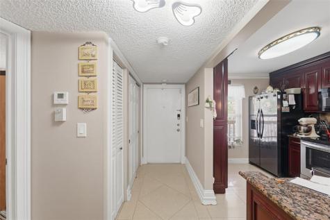 5750 NW 64th Avenue Tamarac FL 33319