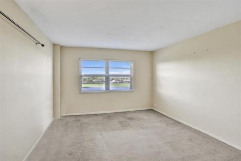 2500 NE 48 Lane Fort Lauderdale FL 33308